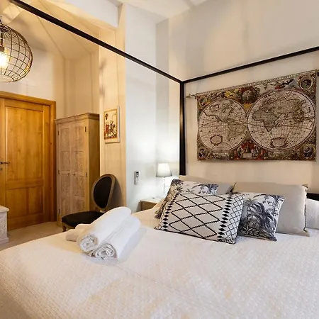 Palazzo Badiale History&rooms Hotell