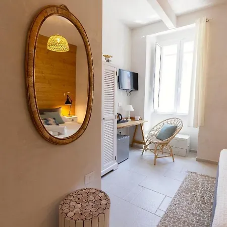 Palazzo Badiale History&rooms Hotell