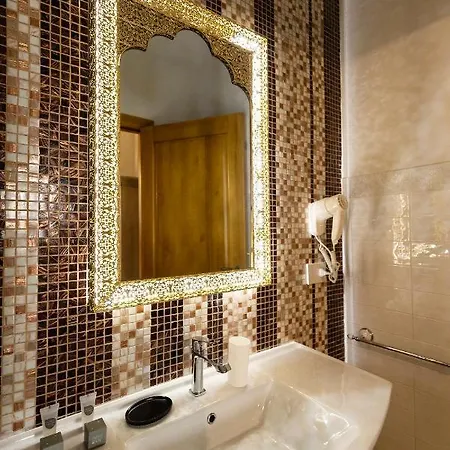 Palazzo Badiale History&rooms Atella