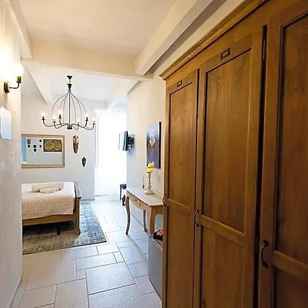 Palazzo Badiale History&rooms Atella