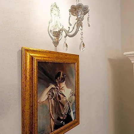 Otel Palazzo Badiale History&rooms *